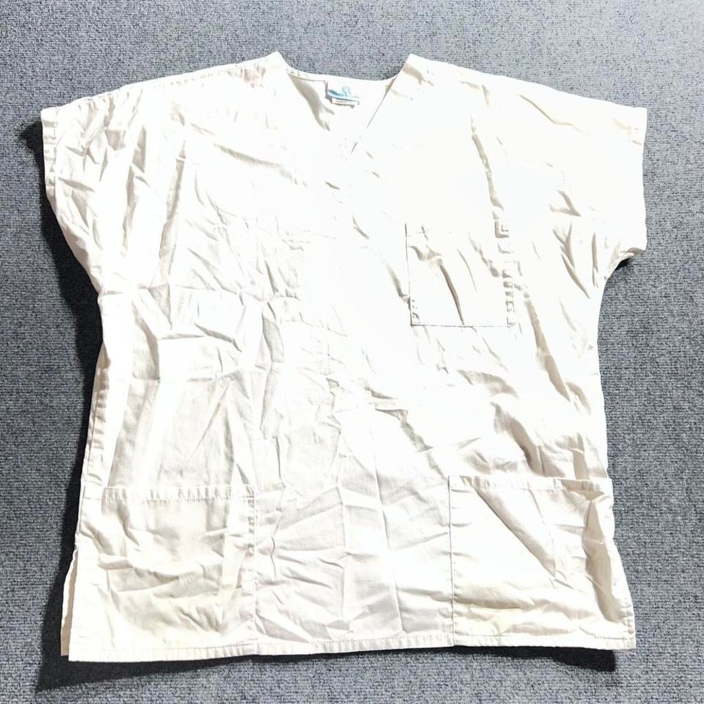 Fashion Scrubs White V-Neck Scrub Top XL Short Sleeve 3 Pocket 922 WHT RN52469